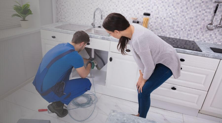Local tankless water heater installation in Edna, TX